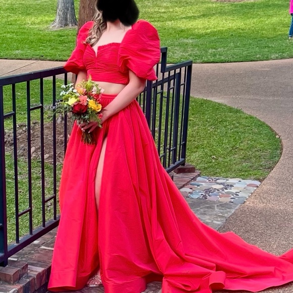 Sherri Hill 55630 Ball Gown Red Size 4 - Picture 1 of 6
